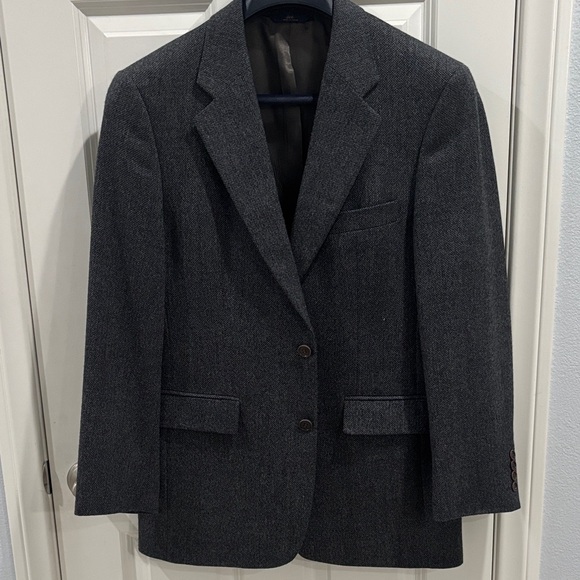 Brooks Brothers Charcoal Blazer. Wool. Size 40R